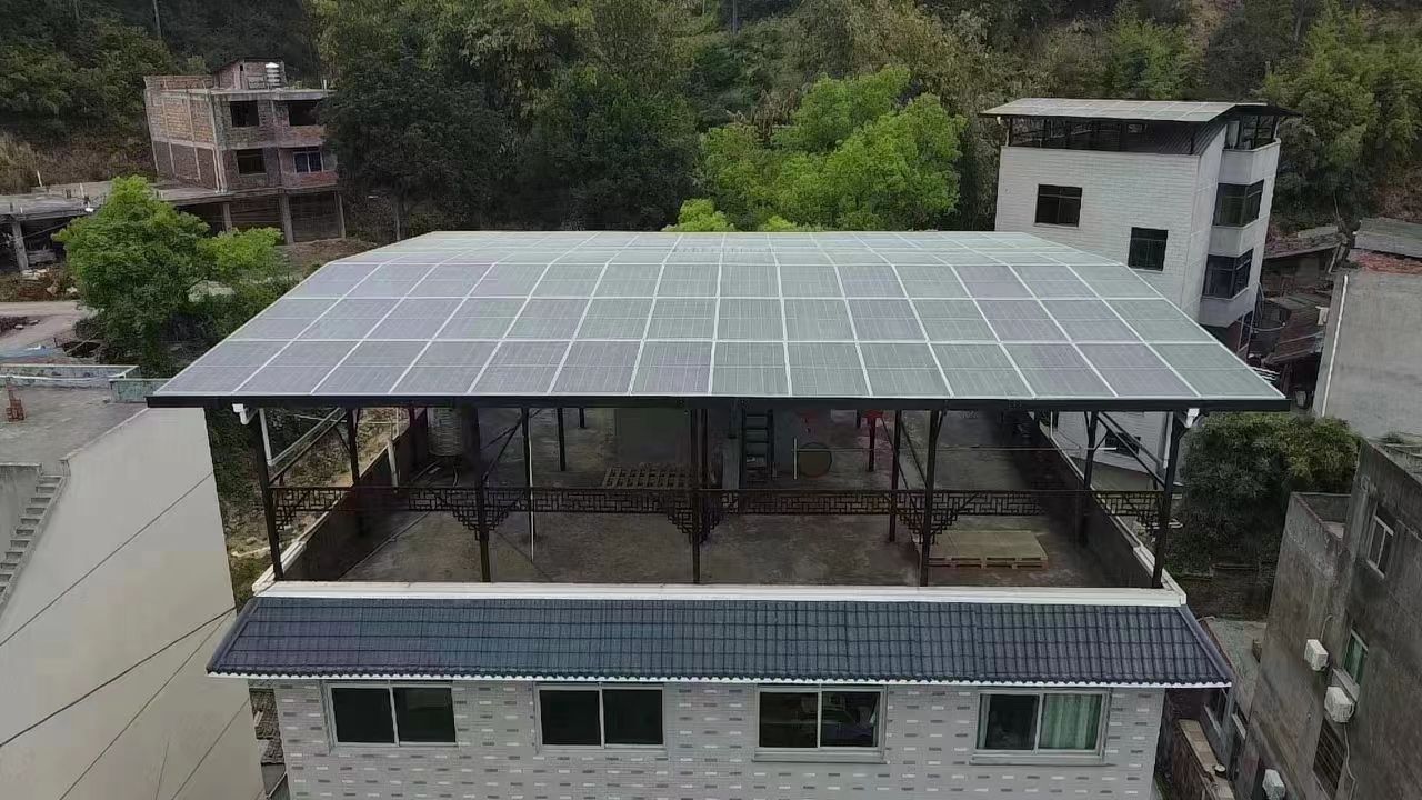 重庆15kw+10kwh自建别墅家庭光伏储能系统